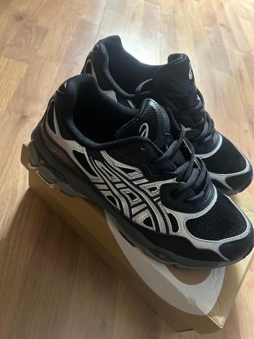  — ASICS Silver and grey