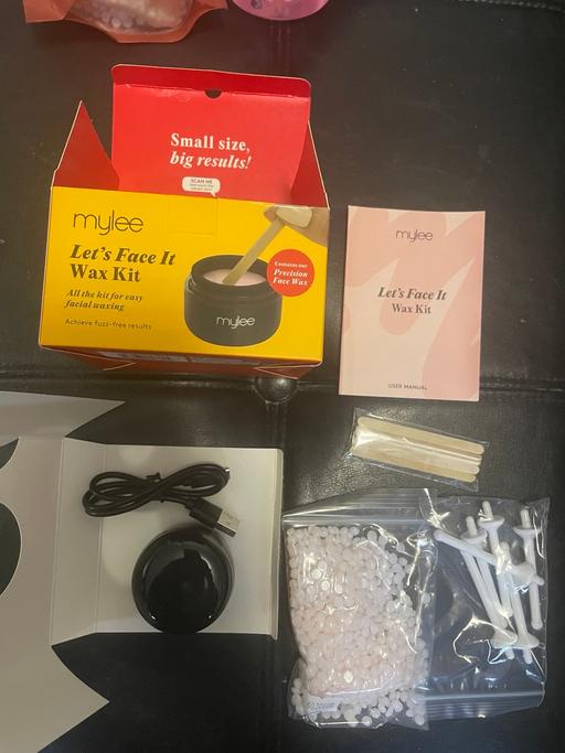  — Mylee let’s face it wax kit
