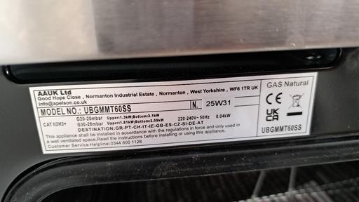  — Single gas oven and grill