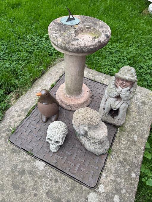  — Garden ornaments