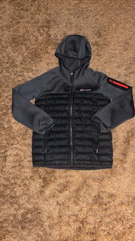  — Berghouse coat