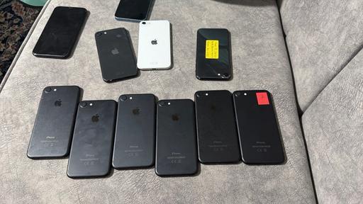  — iPhone 7 32gb unlocked £35 each