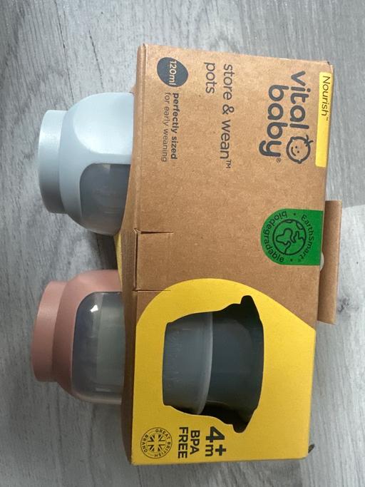  — Vital baby store and wean pots