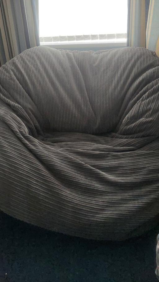  — Very large Beanbag