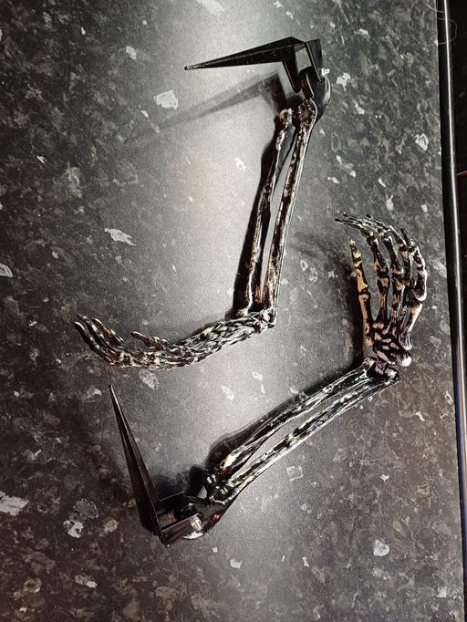  — garden skeleton arms. new