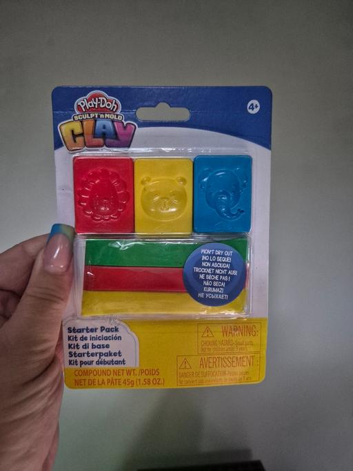  — new Play-Doh Sculpt & Mould Clay
