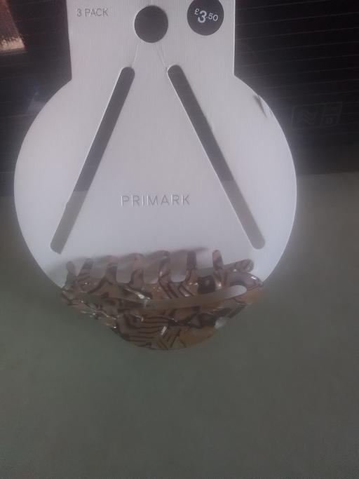  — BRAND NEW HAIR SLIDE