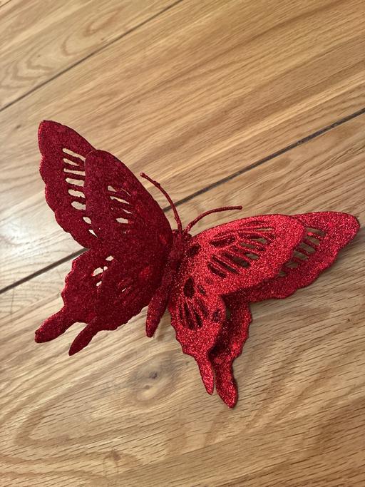  — Christmas Tree Decoration