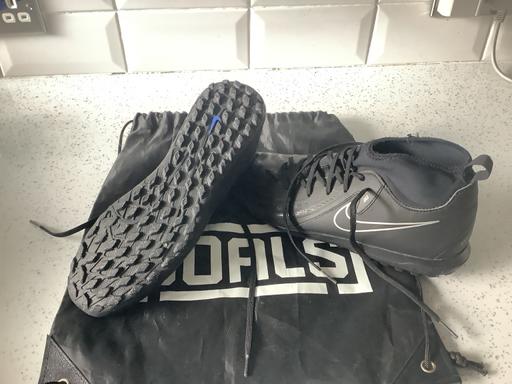  — Nike Astro boots