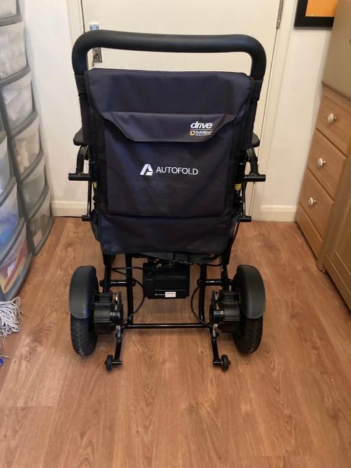  — Electric wheelchair