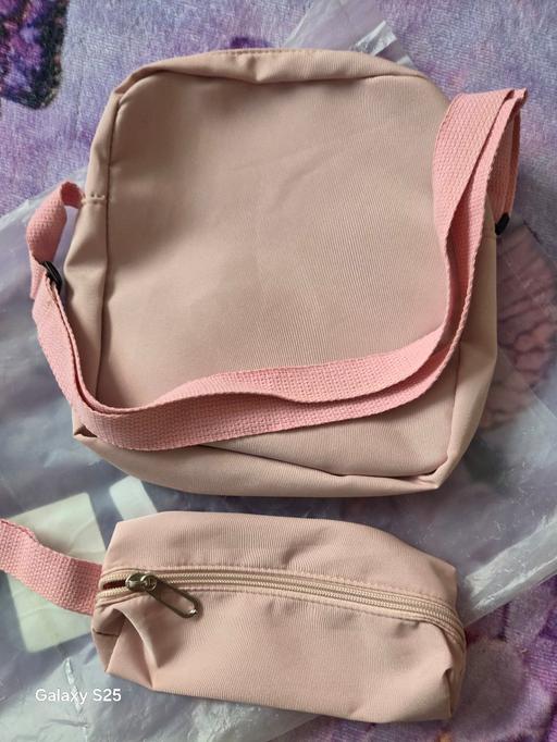  — make up bags