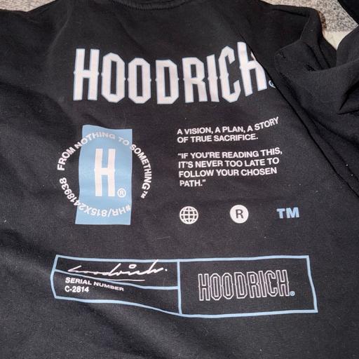  — Hoodrich tracksuit