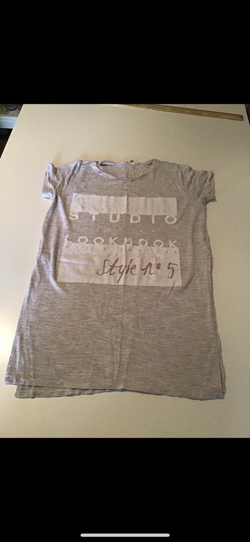  — Ladies grey Tunic Top Size 8 River Island