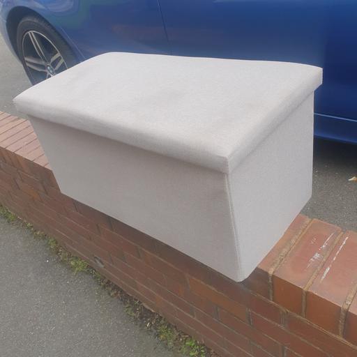  — Grey Fold Up Ottoman, Good Condition, 30 inch