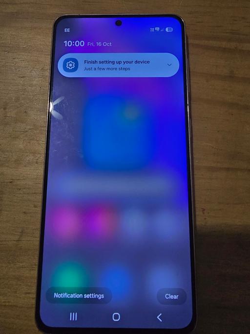  — Samsung S21 mobile Locked to EE