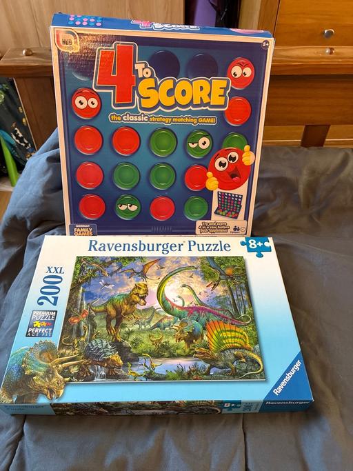  — Connect 4 game and dinosaur puzzle
