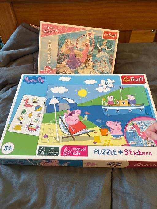  — Princess and Peppa pig jigsaw puzzles