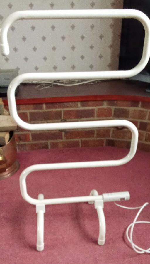  — Heated towel rail
