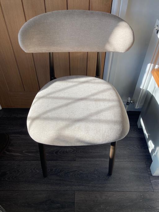  — 2 chairs