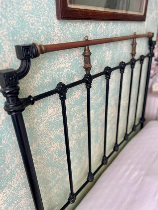 — Victorian brass, iron bedstead
