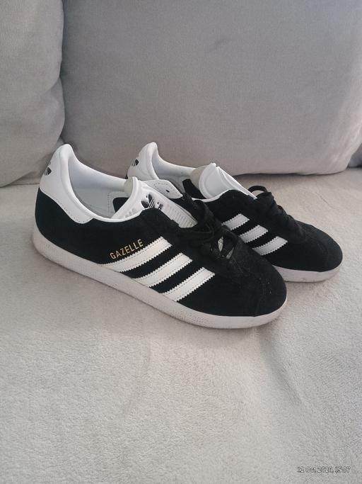  — Adidas Gazelle Trainers – Black Suede