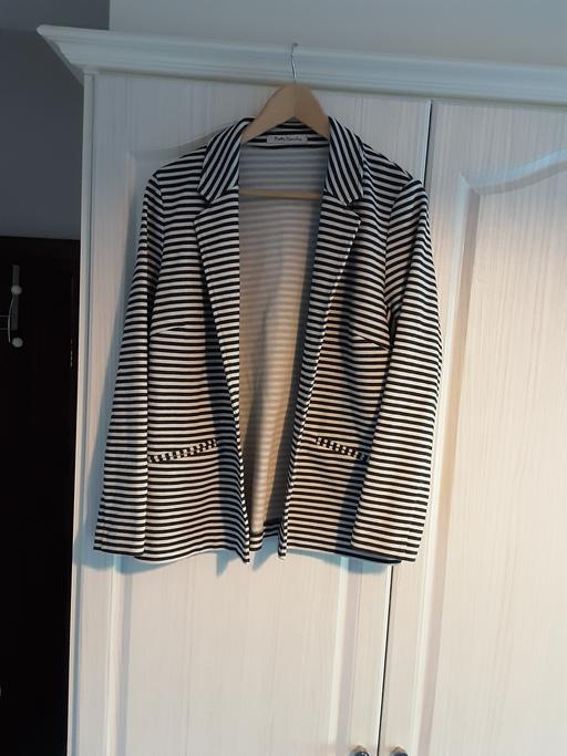  — Ladies Betty Barclay Jacket