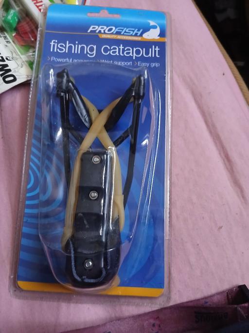  — fishing catapult