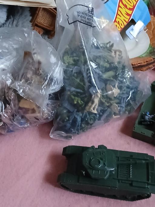  — 2 bags small soldiers and