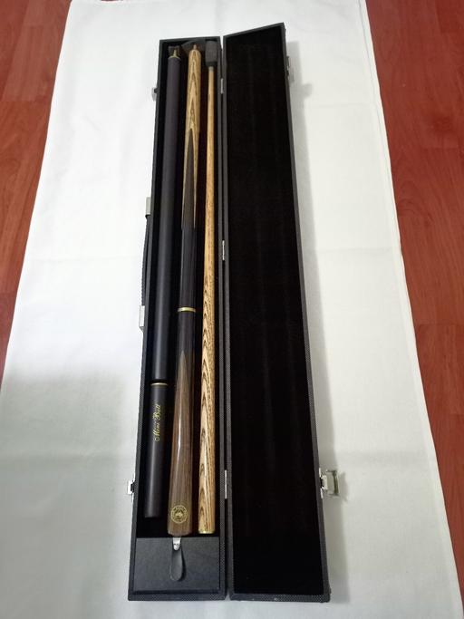  — BUFFALO 5-PIECE SNOOKER CUE.
