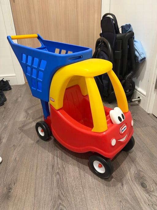  — Little tikes push along cart