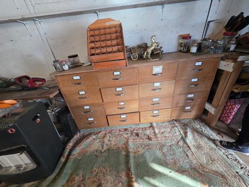  — Filing set of drawers