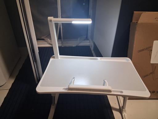  — lap tray with light