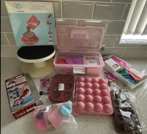  — Cake decorating Bundle