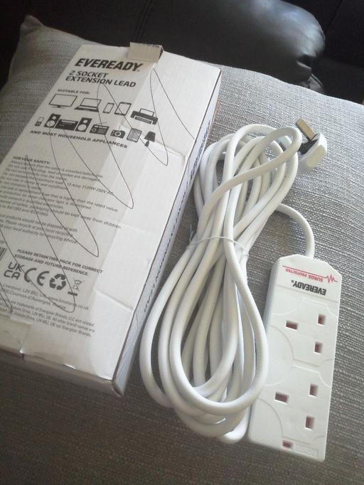  — New Eveready 2 socket extension lead