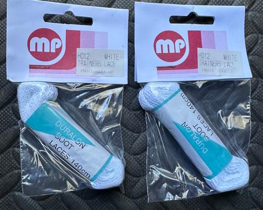  — 2 packs of shoe laces