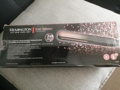  — New Remington Rose shimmer straightenerRRP£70