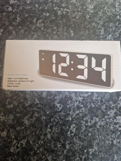  — brand new led clock