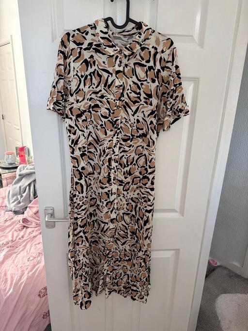  — Women’s long dress