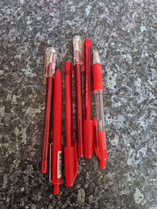  — brand new red pens x6