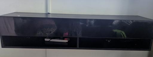  — wall unit