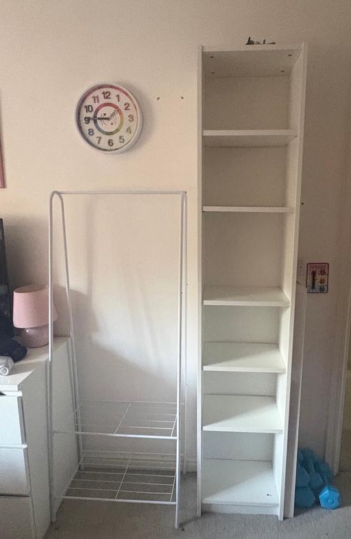  — Bookshelve