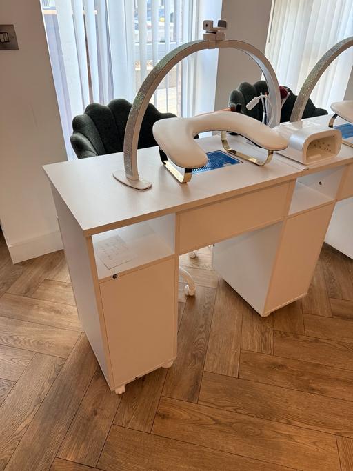  — Professional White Nail Technician Table