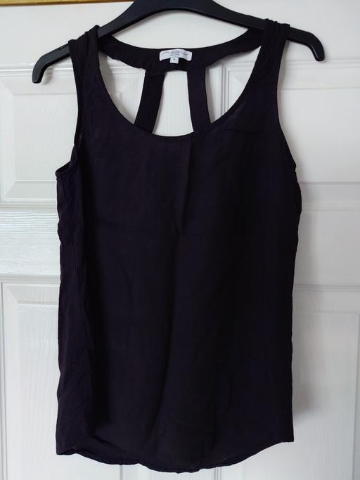  — Women's black sleeveless top size 8