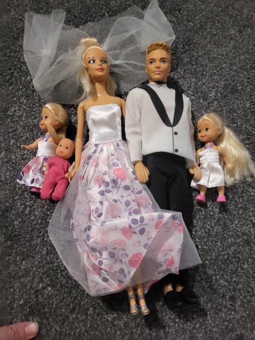  — wedding set dolls