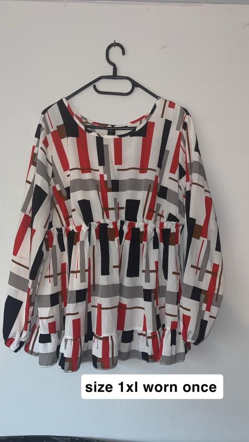  — Size Xl Womens blouse