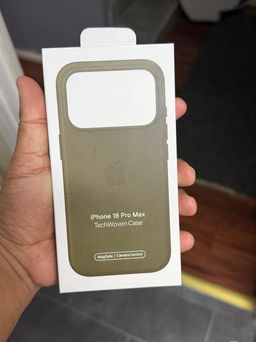  — iPhone 18 Pro Max TechWoven Case tea brown