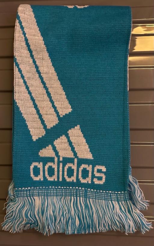 — Olympique de Marseille foot ball scarf