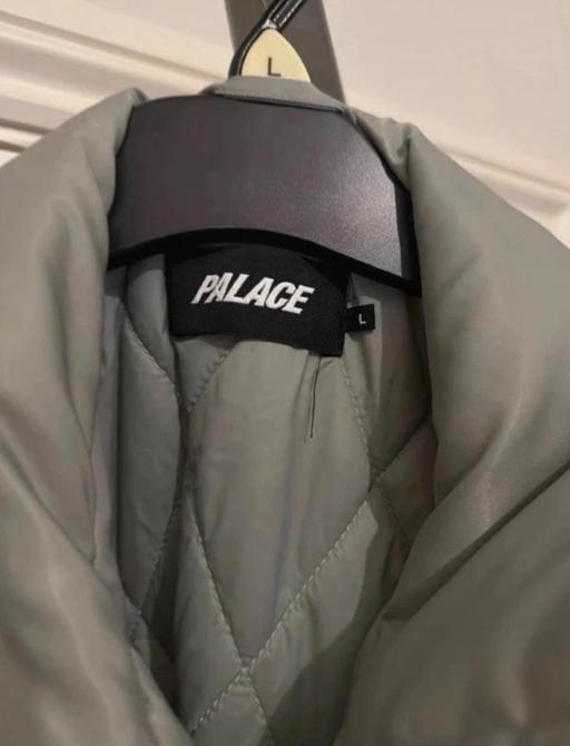  — Men’s palace windbreaker