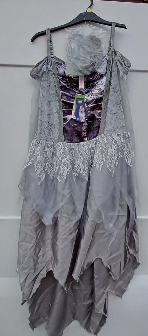  — zombie bride costume size L. new