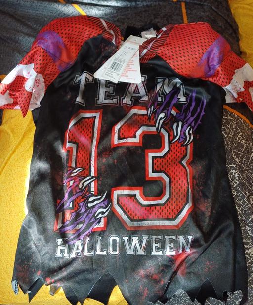  — kids halloween rugby top age 7-8. new
